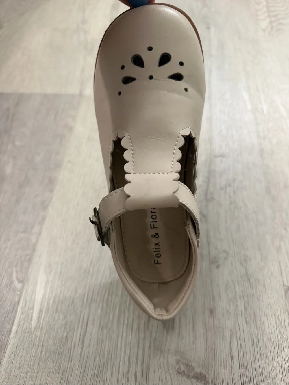 Girls' Cream Mary Jane Shoes